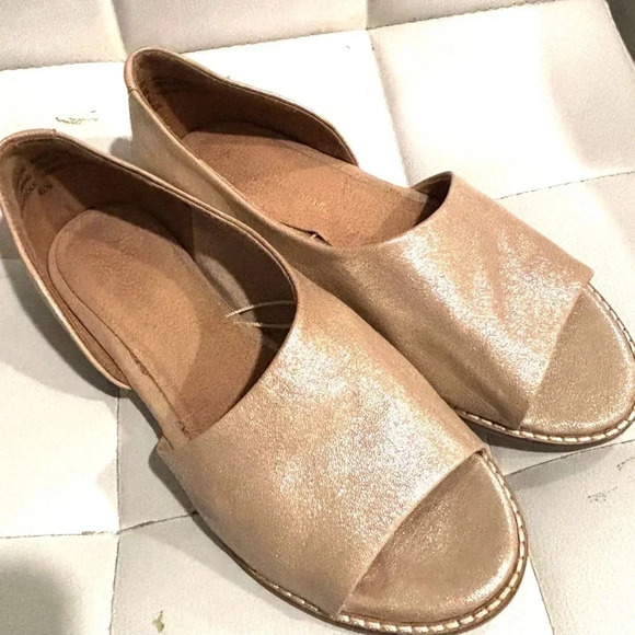 Anthropologie Cream Flats - Picture 2 of 7